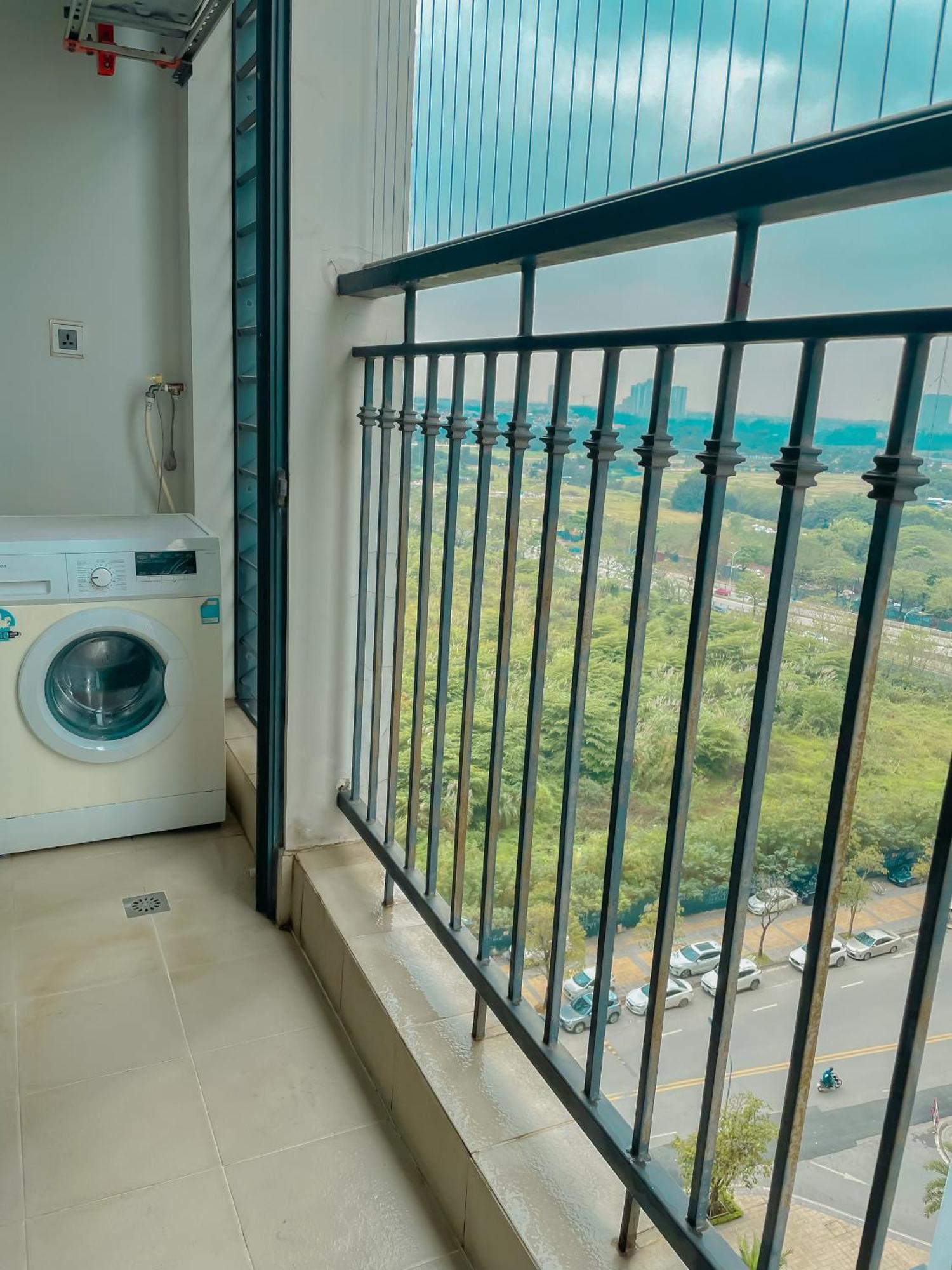 Rosee House -Luxury Apartment In Vinhomes Greenbay Ханой Екстер'єр фото