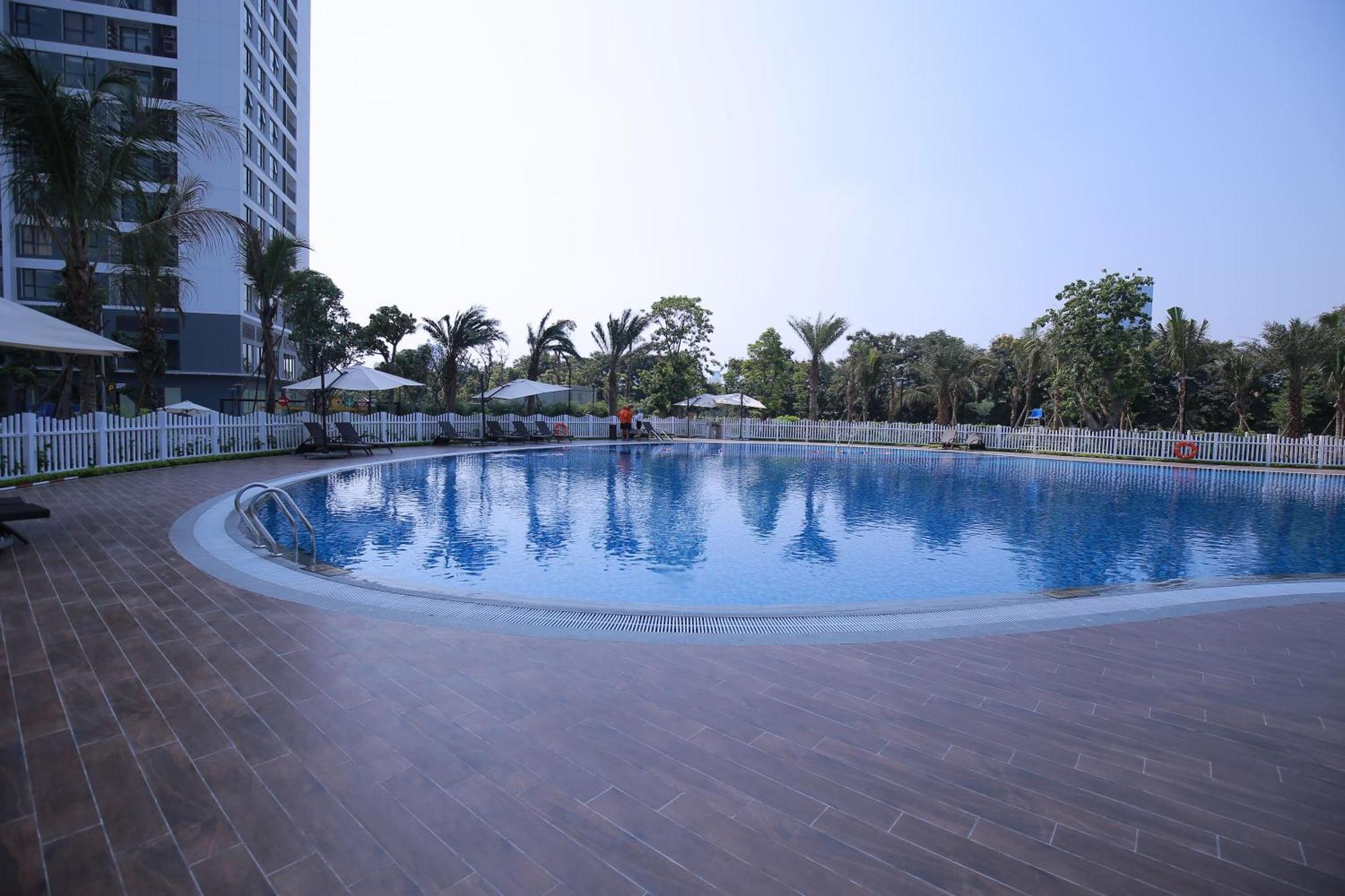 Rosee House -Luxury Apartment In Vinhomes Greenbay Ханой Екстер'єр фото