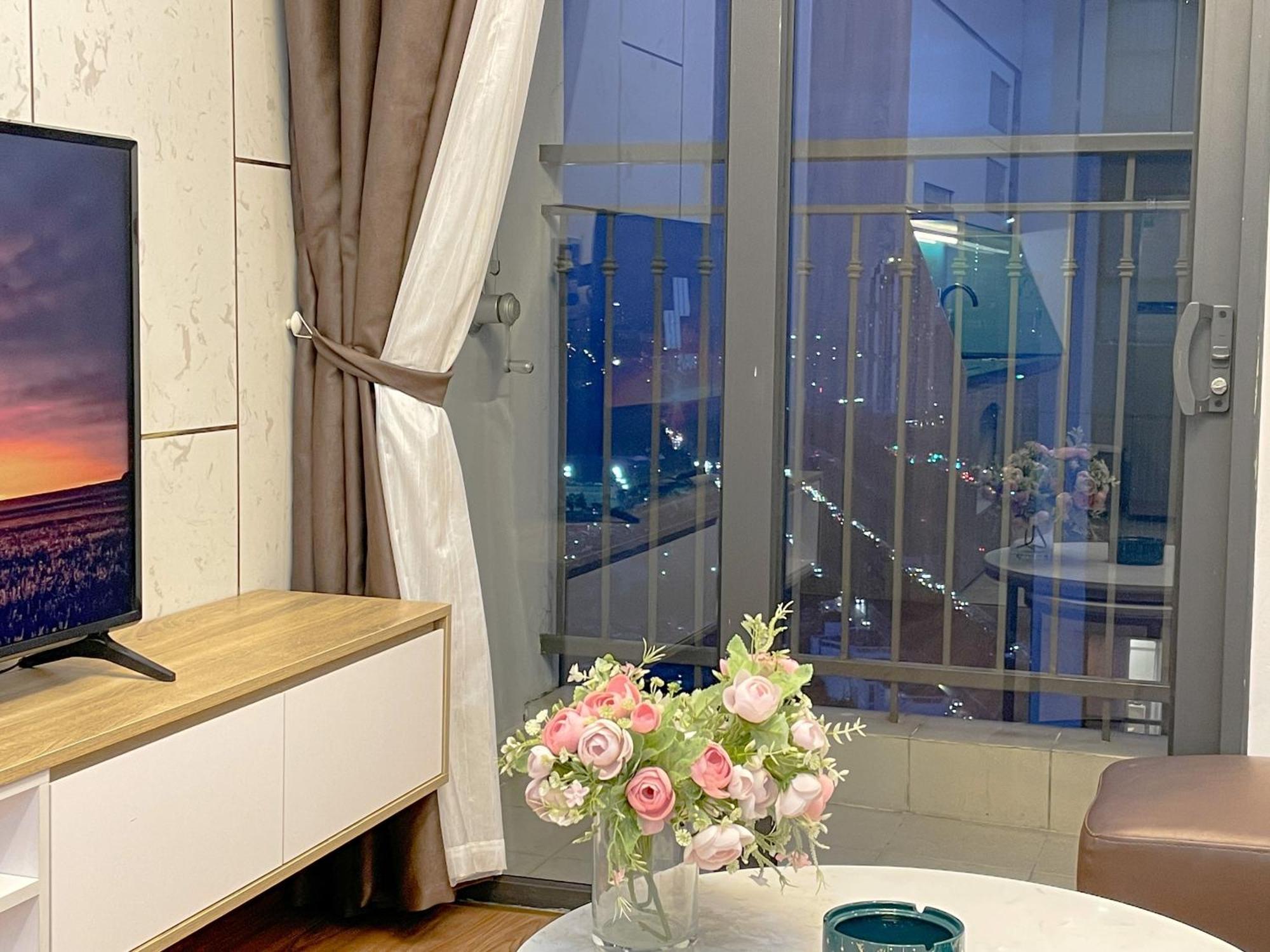 Rosee House -Luxury Apartment In Vinhomes Greenbay Ханой Екстер'єр фото
